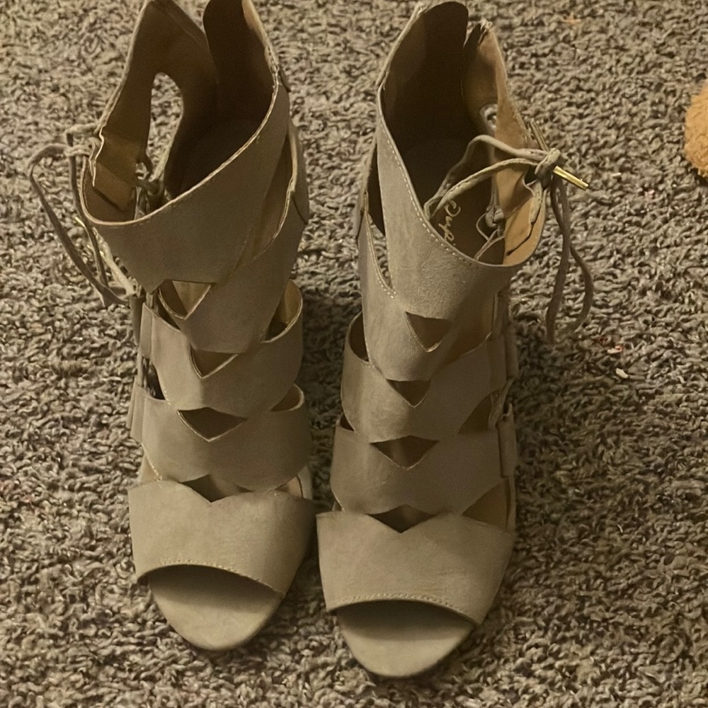 Qupid Heels